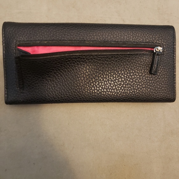 Kenneth Cole Wallet - Picture 3 of 5